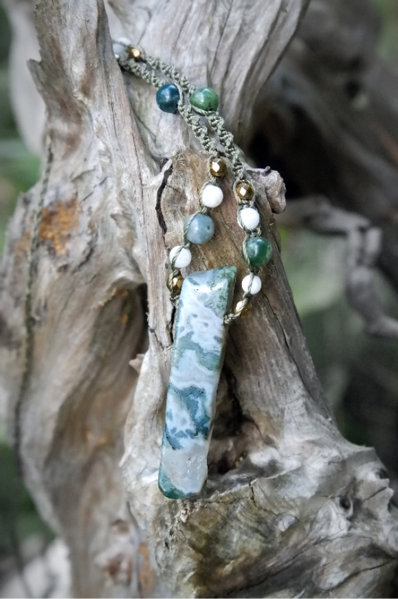 naszyjnik z kamienia, agatowy amulet